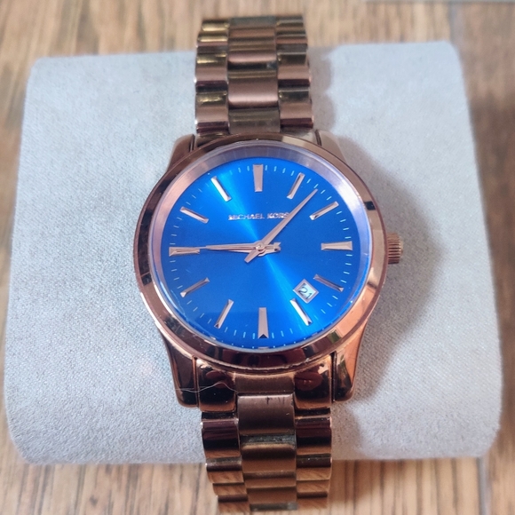 Michael Kors rose gold and blue MK5913 watch - Picture 1 of 4